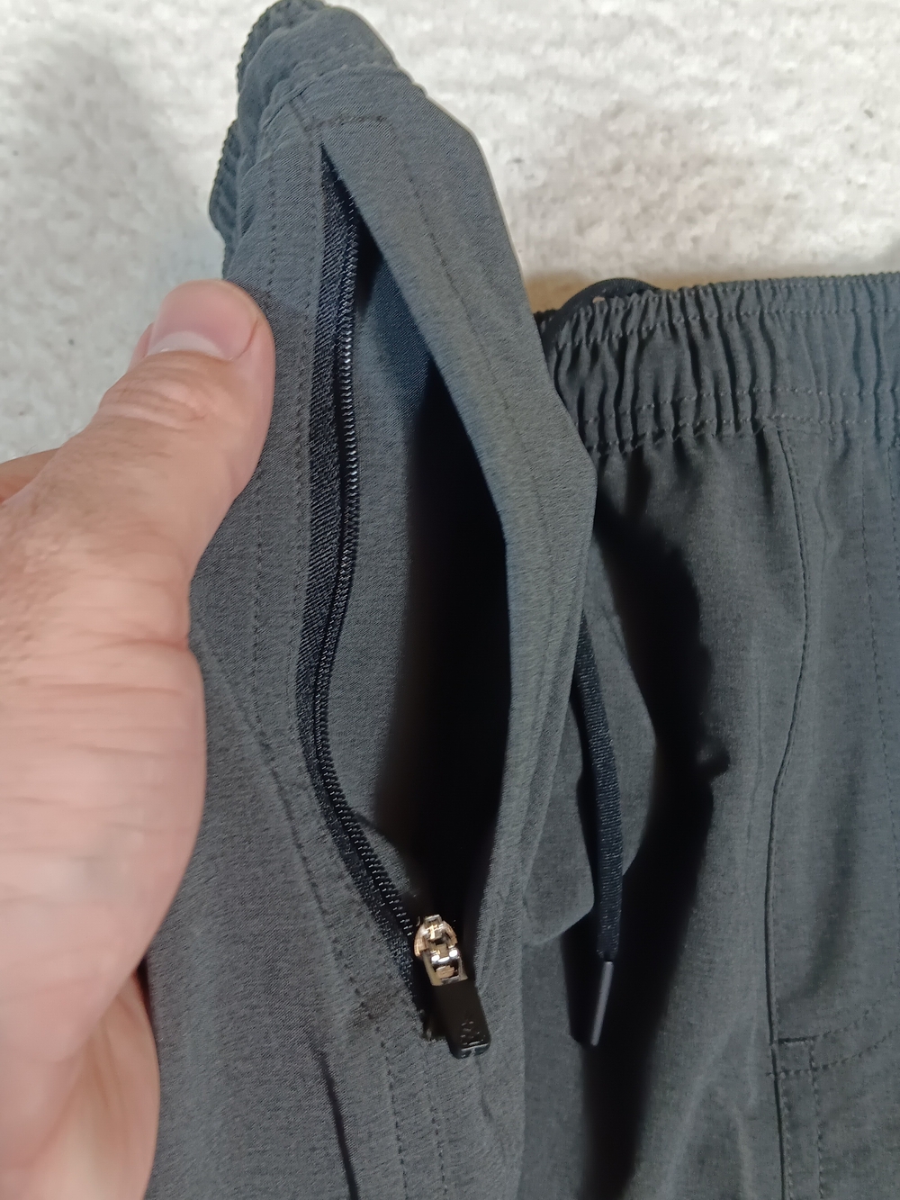 Chubbies Shorts Mens Large Gray 5.5" Inseam Performance Drawstring Linerless - Picture 5 of 13